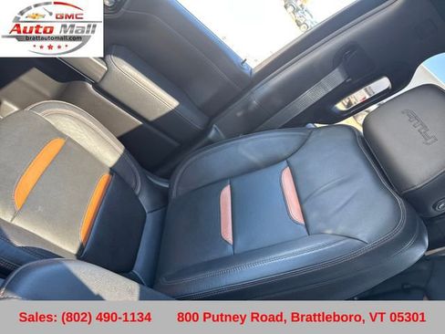 Used 2021 GMC Sierra 1500 AT4 w/ AT4 Value Package AWD/4WD image 27