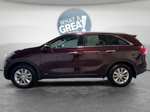Used 2017 Kia Sorento AWD w/ LX Convenience Package image 7