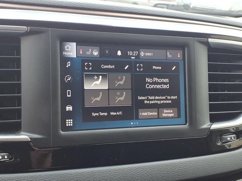 Used 2023 Chrysler Voyager LX FWD image 7