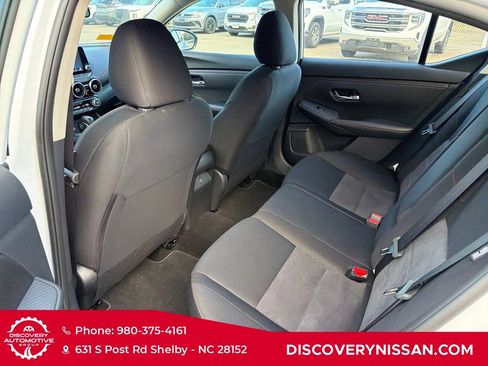 Certified 2025 Nissan Sentra SR w/ Midnight Edition FWD image 14