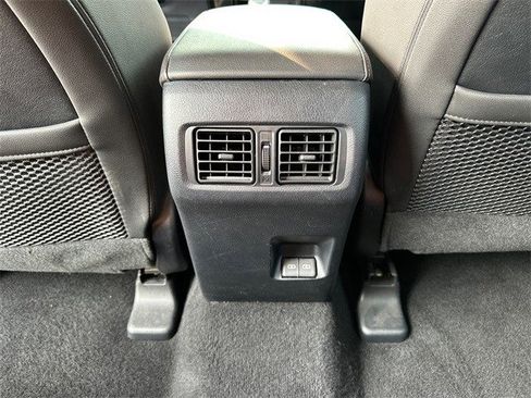 Used 2024 Toyota 4Runner TRD Off-Road Premium image 13