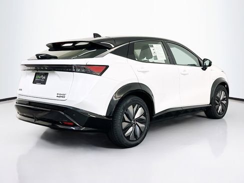 Used 2024 Nissan Ariya AWD image 9