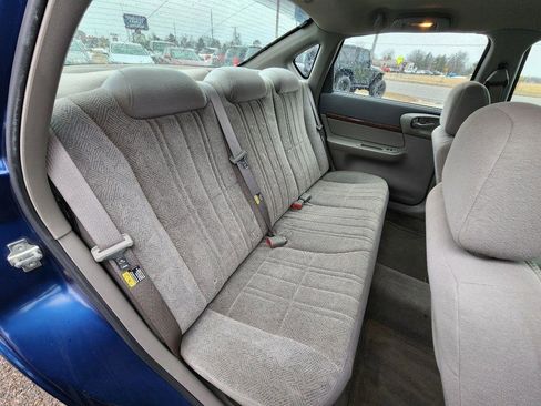 Used 2005 Chevrolet Impala w/ Preferred Equipment Group image 19