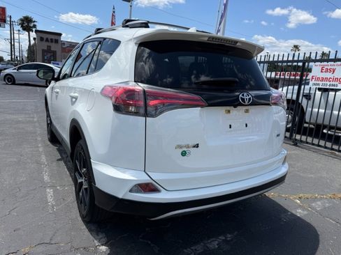 Used 2017 Toyota RAV4 SE FWD image 7