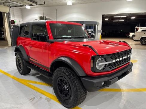 Used 2021 Ford Bronco Wildtrak AWD/4WD image 3