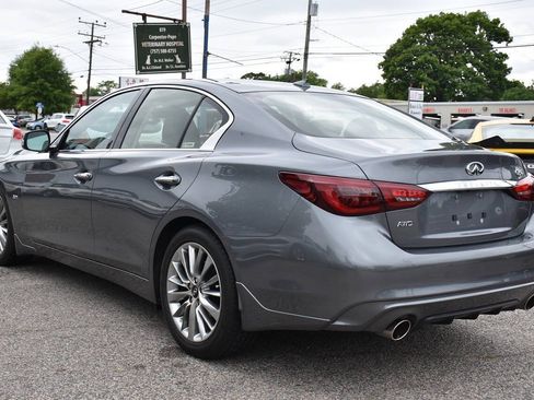 Used 2019 INFINITI Q50 Luxe w/ Essential Package (3.0T Luxe) AWD/4WD image 5