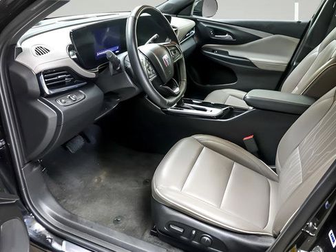 Used 2025 Buick Envista Avenir FWD image 10