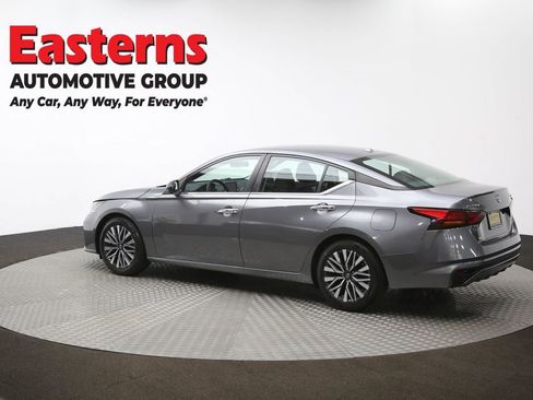 Used 2024 Nissan Altima 2.5 SV image 62