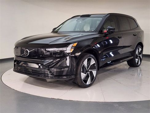 New 2025 Volvo EX90 Plus image 1