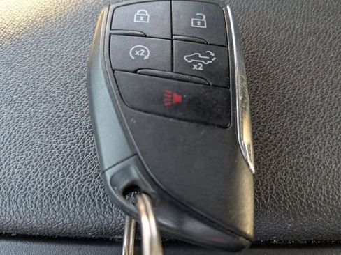 Used 2022 GMC Sierra 1500 Elevation image 34