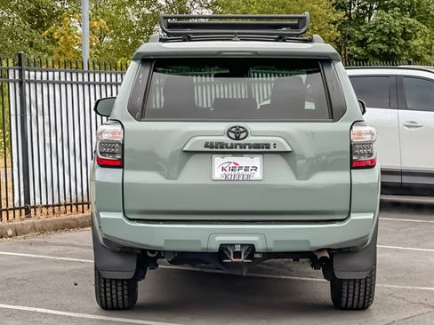 Used 2022 Toyota 4Runner Trail Special Edition AWD/4WD image 4