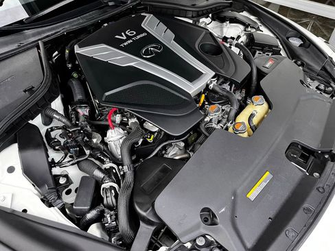 Used 2018 INFINITI Q60 3.0t Luxe image 40
