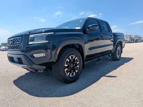 Used 2024 Nissan Frontier PRO-4X w/ Off-Road Protection Package AWD/4WD image 9