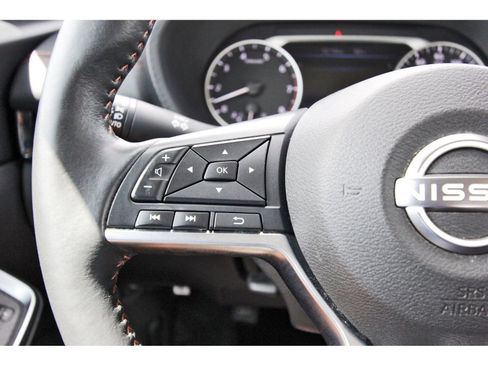 Used 2024 Nissan Sentra SR w/ SR Premium Package FWD image 19
