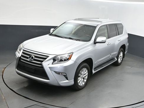Used 2015 Lexus GX 460 image 29