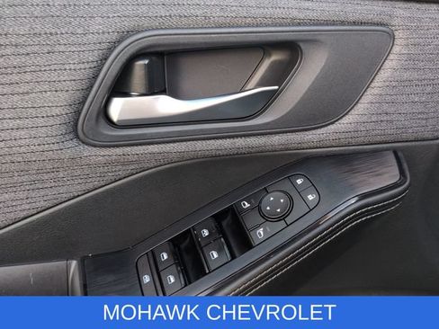 Used 2021 Nissan Rogue SV AWD/4WD image 28