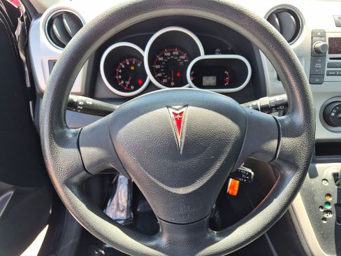 Used 2009 Pontiac Vibe w/ Preferred Package FWD image 18