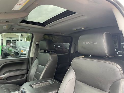 Used 2018 GMC Sierra 3500 Denali w/ Duramax Plus Package AWD/4WD image 6