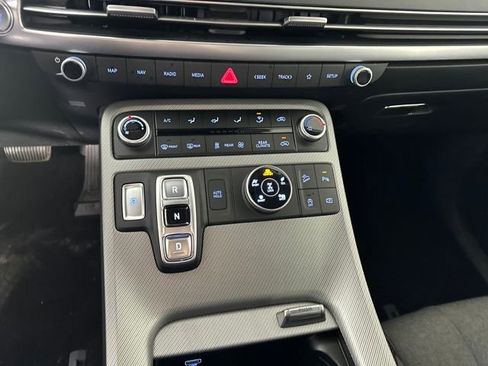 Used 2023 Hyundai Palisade SE image 20