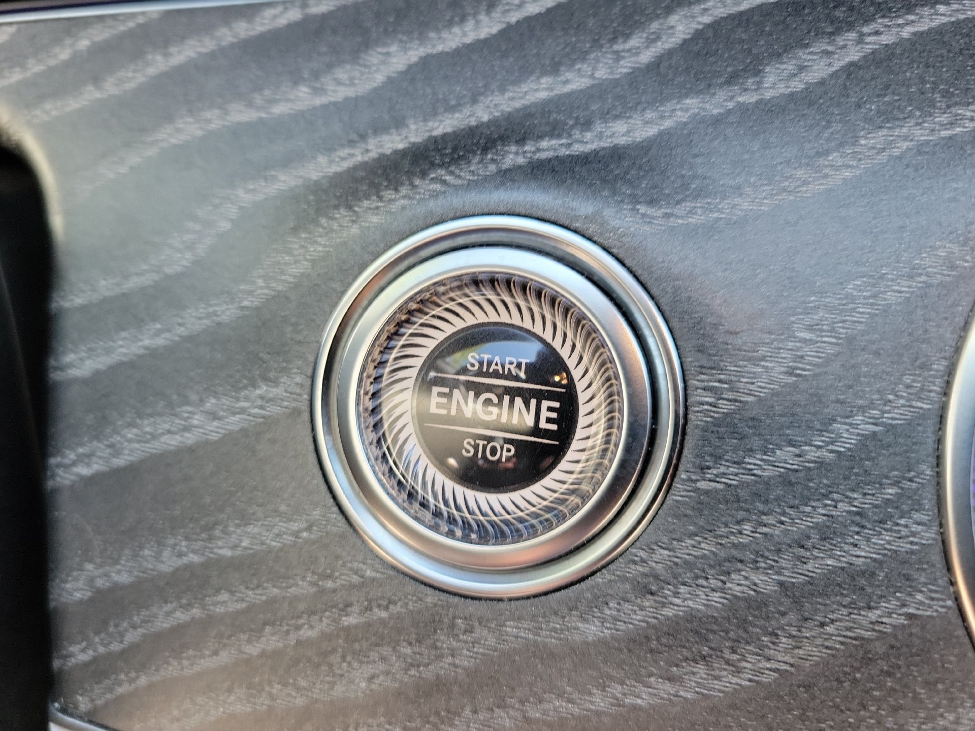 Used 2022 Mercedes-Benz AMG GT 43 image 38