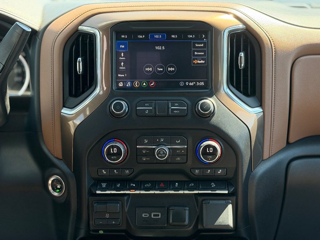 Used 2020 Chevrolet Silverado 3500 High Country w/ Z71 Off-Road Package AWD/4WD image 13