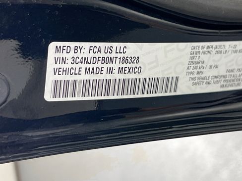 Used 2022 Jeep Compass Latitude image 29