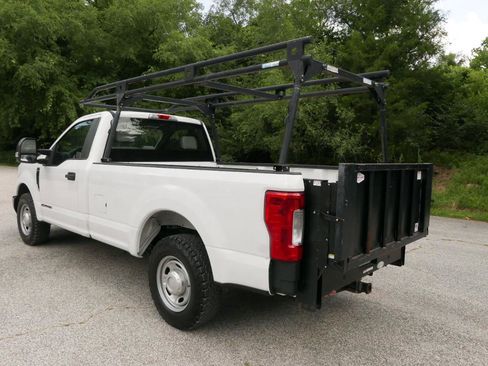 Used 2019 Ford F250 XL w/ Power Equipment Group RWD image 7