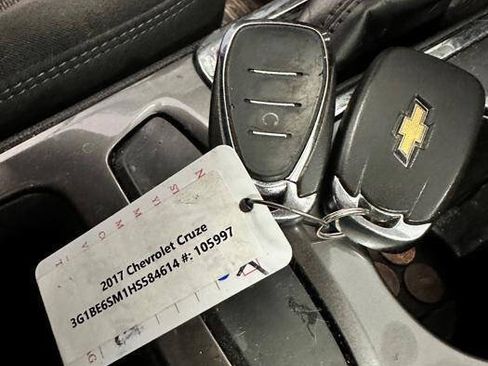 Used 2017 Chevrolet Cruze LT w/ Convenience Package FWD image 46