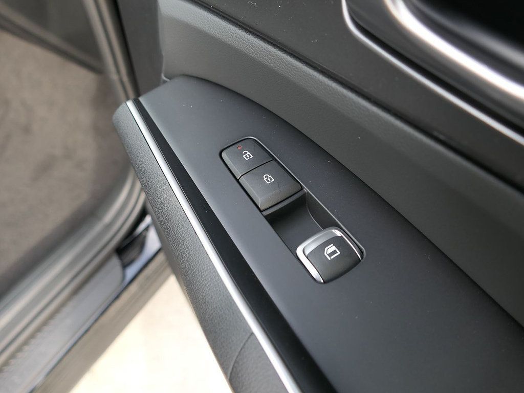 New 2026 Kia Sorento S FWD image 52