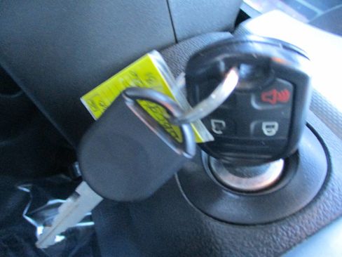 Used 2013 Ford Edge SEL image 28