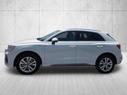 Used 2025 Audi Q3 2.0T Premium AWD/4WD image 2