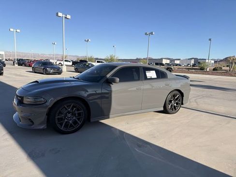 Used 2019 Dodge Charger GT w/ Plus Group image 8