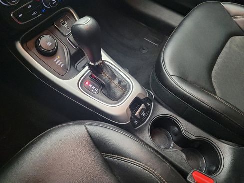 Used 2018 Jeep Compass Latitude w/ Popular Equipment Group image 26