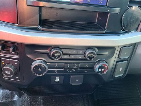 Used 2023 Ford F250 XL w/ FX4 Off-Road Package image 31