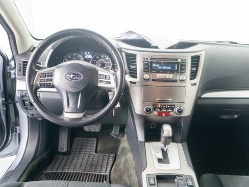 Used 2013 Subaru Outback 2.5i Premium w/ All-Weather Pkg image 12