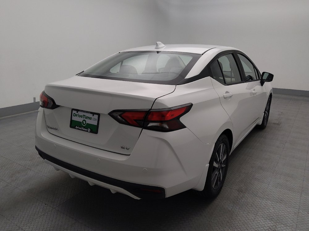 Used 2021 Nissan Versa SV FWD image 7