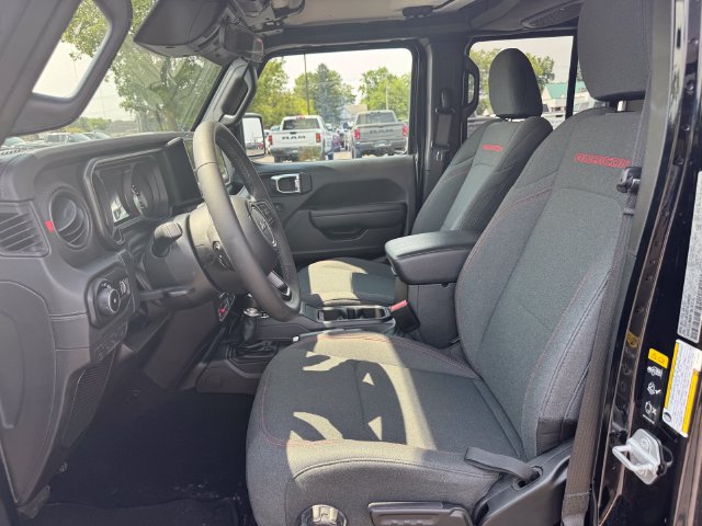 Used 2026 Jeep Wrangler Unlimited Rubicon AWD/4WD image 21
