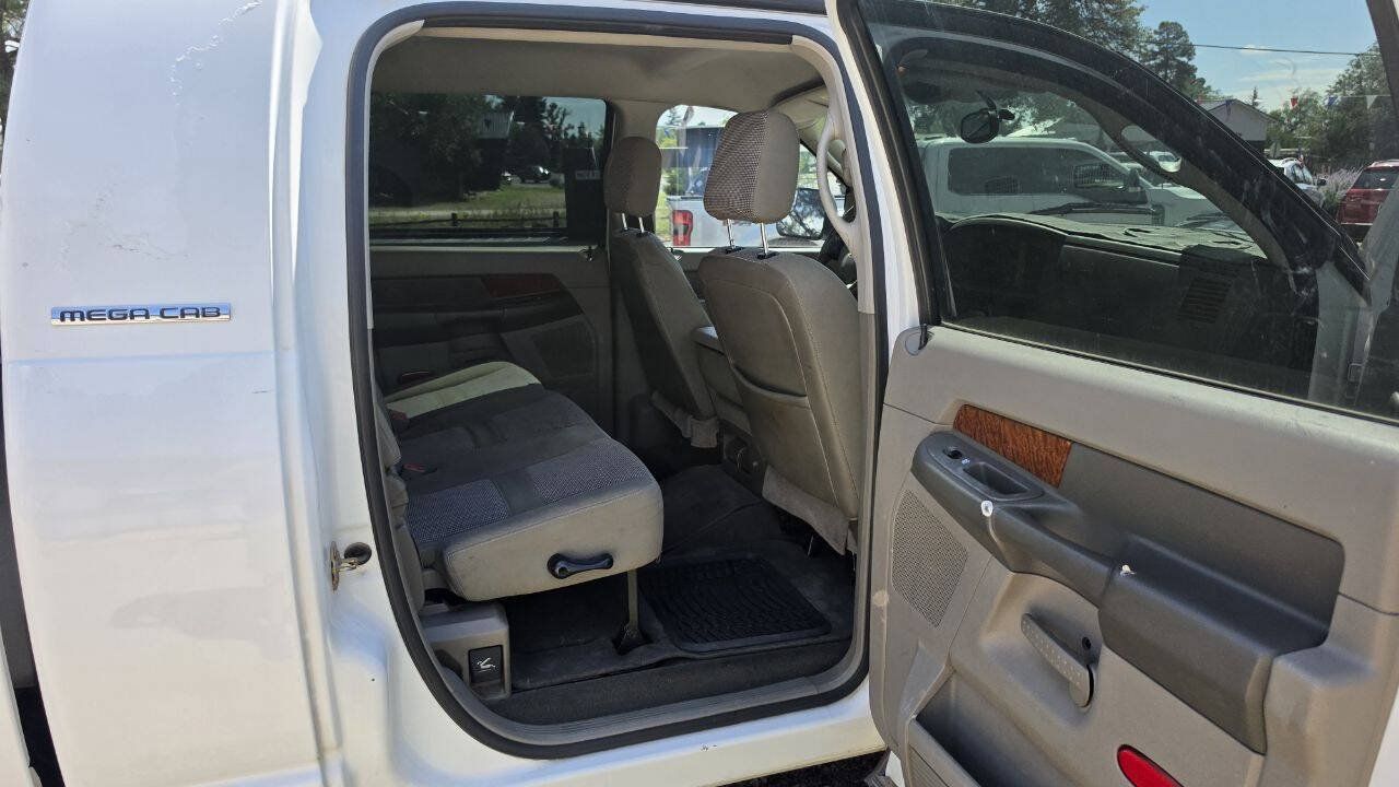 Used 2006 Dodge Ram 2500 Truck SLT w/ Light Group AWD/4WD image 8