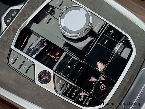 Certified 2024 BMW X7 xDrive40i w/ Executive Package image 17