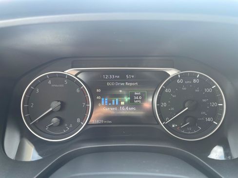Used 2025 Nissan Rogue SV AWD/4WD image 13