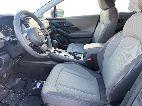 Used 2024 Subaru Crosstrek 2.0i Premium w/ Popular Package #4 image 9
