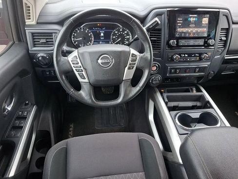 Certified 2024 Nissan Titan SV w/ SV Convenience Package image 11