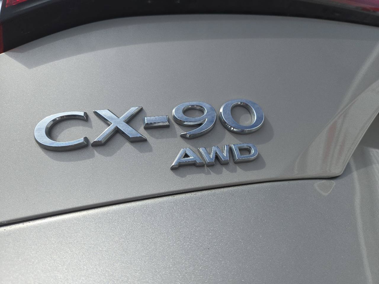Used 2024 MAZDA CX-90 3.3 Turbo w/ Preferred Plus AWD/4WD image 11