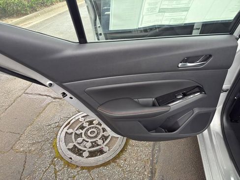 New 2025 Nissan Altima 2.5 SR w/ SR Premium Package image 30