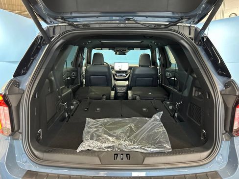 New 2026 Ford Explorer ST-Line w/ ST-Line Street Pack AWD/4WD image 44