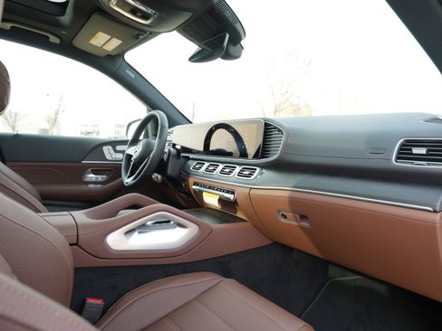 New 2026 Mercedes-Benz GLE 450 4MATIC image 41