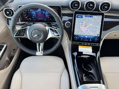 New 2026 Mercedes-Benz GLC 300 image 28