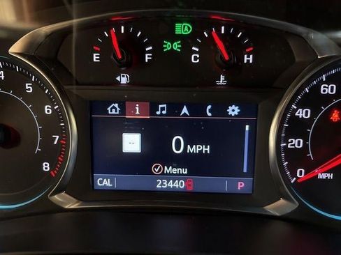 Used 2023 Chevrolet Traverse LT w/ LT Premium Package AWD/4WD image 17