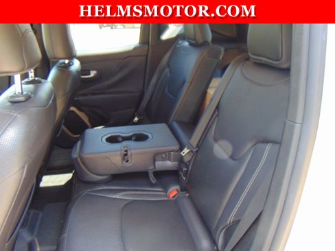 Used 2016 Jeep Renegade Limited FWD image 30