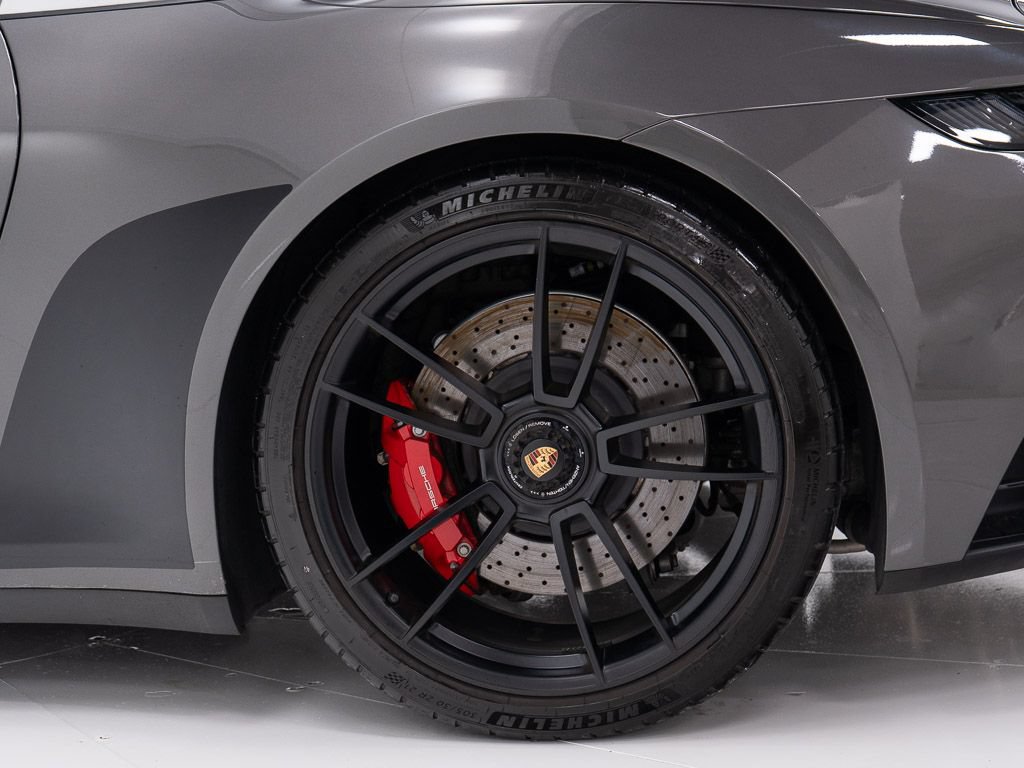 Certified 2023 Porsche 911 Targa 4 GTS AWD/4WD image 45